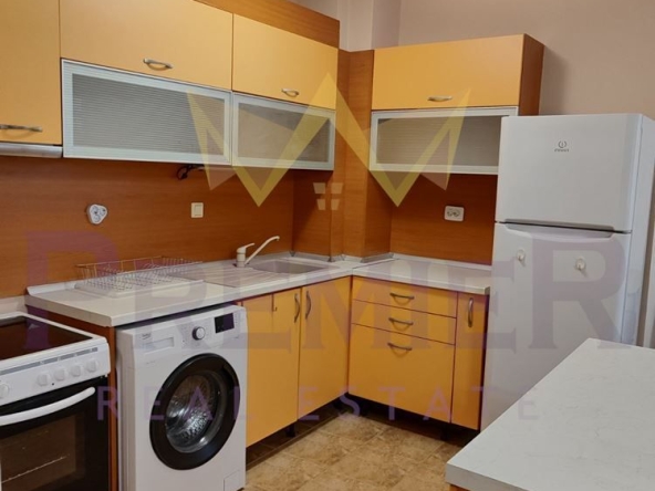 Дава се под наем Тристаен апартамент в Варна, Нептун - 110 кв.м за 698.19 € - Снимка #1