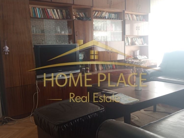 Дава се под наем Тристаен апартамент в Варна, ХЕИ - 70 кв.м за 458.49 € - Снимка #1