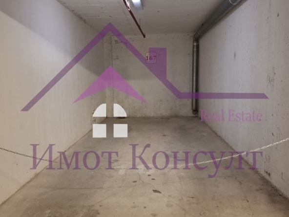 Гараж / Паркомясто в Варна, Аспарухово - 24 кв.м за 744 €/кв.м - Снимка #1