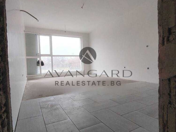 Двустаен апартамент в Пловдив, Кючук Париж - 72 кв.м за 815 €/кв.м - Снимка #1
