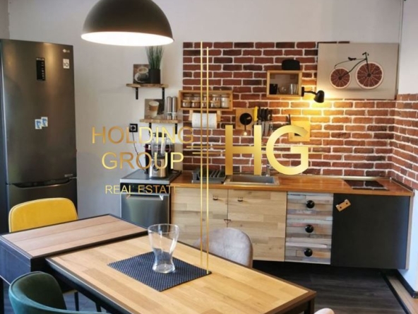 Тристаен апартамент в Варна, Възраждане 4 - 133 кв.м за 1627 €/кв.м - Снимка #1