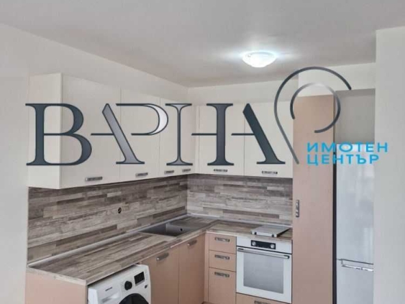 Дава се под наем Двустаен апартамент в Варна, Център - 66 кв.м за 561 € - Снимка #1