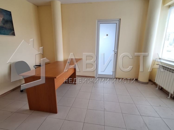 Дава се под наем Офис в София, Витоша - 60 кв.м за 548.25 € - Снимка #1
