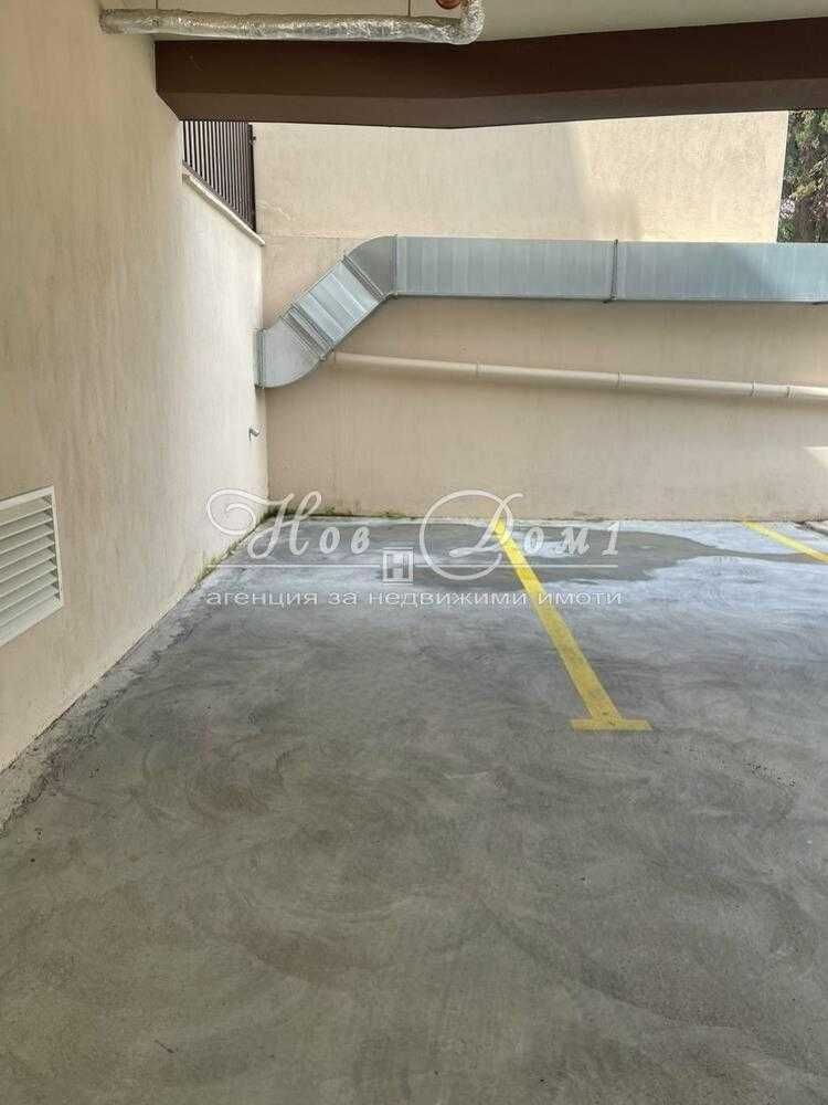 Гараж / Паркомясто в Варна, Погреби - 13 кв.м за 1100 €/кв.м - Снимка #1