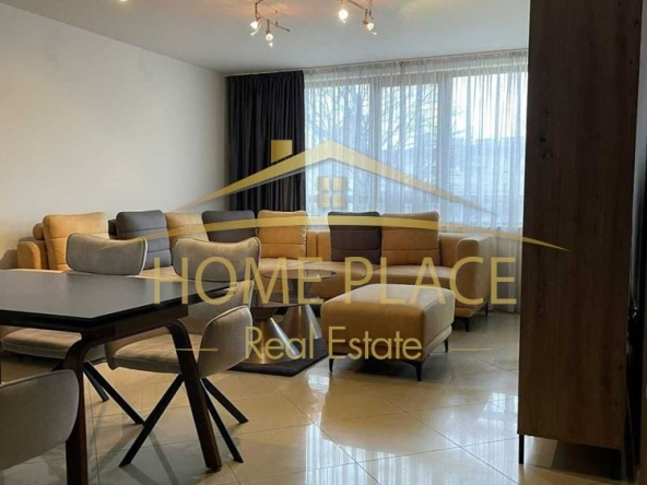 Дава се под наем Тристаен апартамент в Варна, Център - 115 кв.м за 1196.97 € - Снимка #1