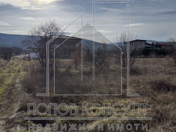 Парцел в с. Брестник, Област Пловдив - 4205 кв.м за 28 €/кв.м - Снимка #1