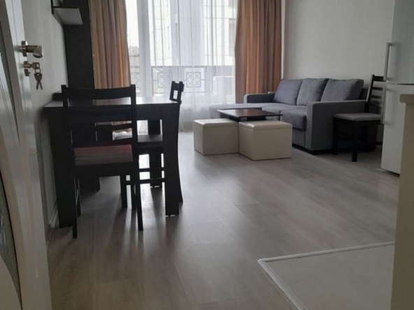 Дава се под наем Двустаен апартамент в София, Младост 2 - 70 кв.м за 697.17 € - Снимка #1