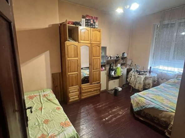 Двустаен апартамент в София, Зона Б-5-3 - 60 кв.м за 1403 €/кв.м - Снимка #1