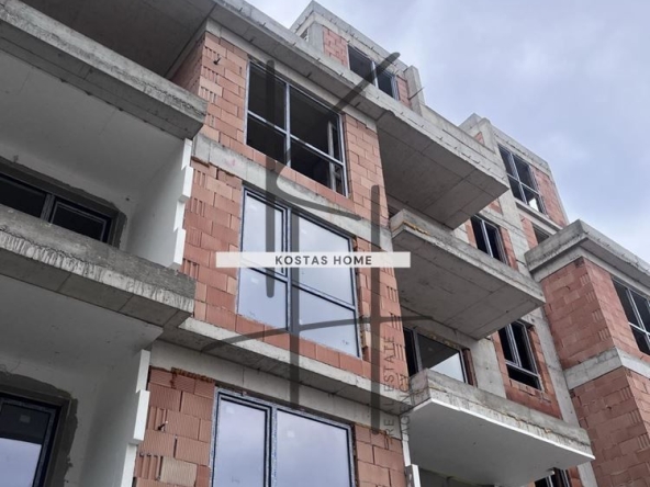 Тристаен апартамент в Варна, Погреби - 81 кв.м за 809 €/кв.м - Снимка #1