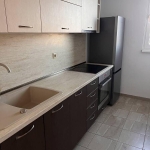 Дава се под наем Тристаен апартамент в Бургас, Изгрев - 90 кв.м за 598.23 € - Снимка #1