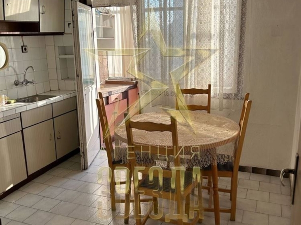 Тристаен апартамент в Пловдив, Център - 85 кв.м за 882 €/кв.м - Снимка #1