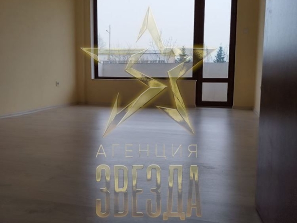 Четиристаен апартамент в Пловдив, Тракия - 70 кв.м за 863 €/кв.м - Снимка #1
