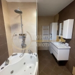 Дава се под наем Тристаен апартамент в София, Витоша - 130 кв.м за 997.05 € - Снимка #1