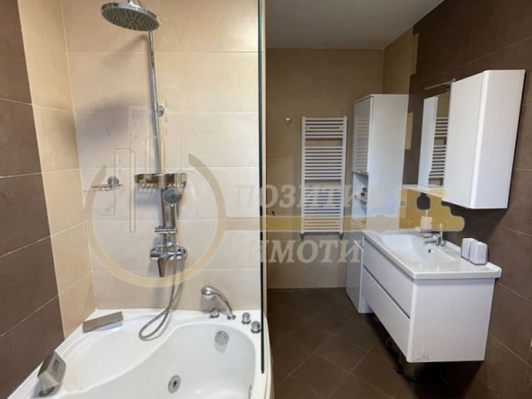Дава се под наем Тристаен апартамент в София, Витоша - 130 кв.м за 997.05 € - Снимка #1