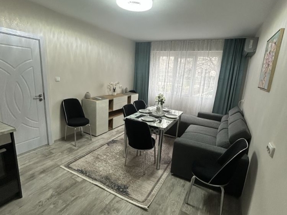 Дава се под наем Двустаен апартамент в Перник, Изток - 50 кв.м за 398.82 € - Снимка #1