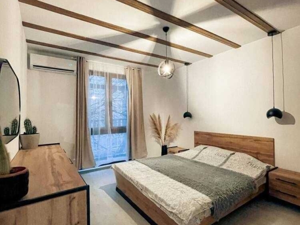 Дава се под наем Двустаен апартамент в София, Център - 70 кв.м за 510 € - Снимка #1