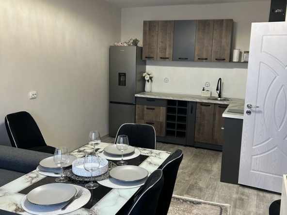 Двустаен апартамент в Перник, Изток - 50 кв.м за 1005 €/кв.м - Снимка #1