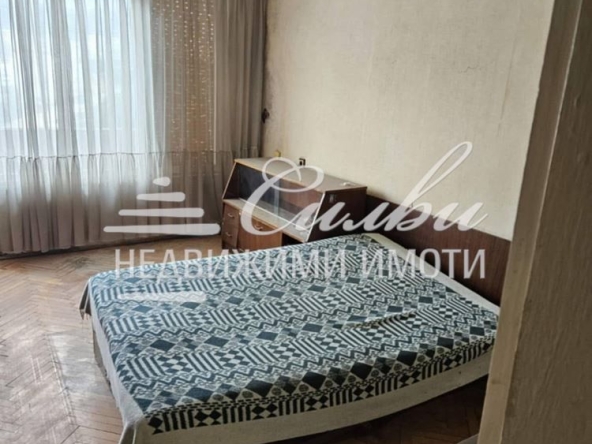 Двустаен апартамент в Шумен, 5-ти полк - 55 кв.м за 594 €/кв.м - Снимка #1