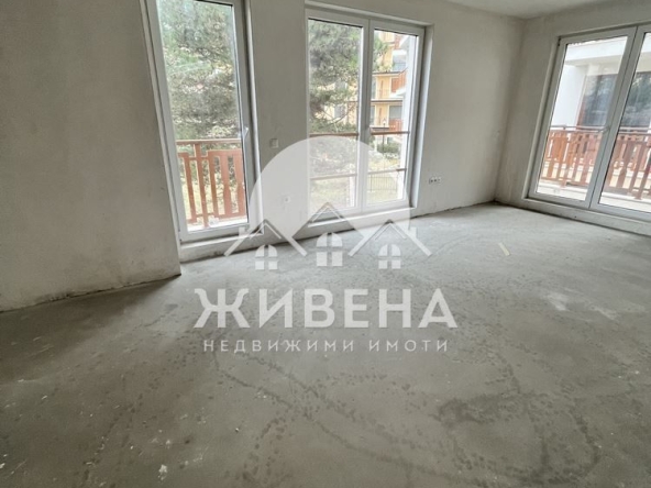 Двустаен апартамент в к.к. Св.Св. Константин и Елена - 70 кв.м за 1272 €/кв.м - Снимка #1