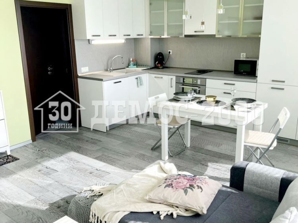 Дава се под наем Двустаен апартамент в Варна, ВИНС - 50 кв.м за 598.23 € - Снимка #1