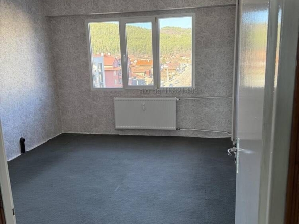 Тристаен апартамент в Перник, Мошино - 88 кв.м за 725 €/кв.м - Снимка #1