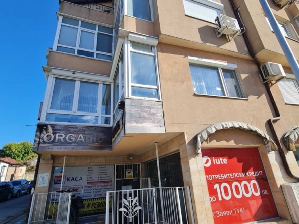 Дава се под наем Тристаен апартамент в Варна, Христо Ботев - 70 кв.м за 484.5 € - Снимка #1