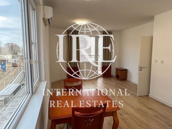 Двустаен апартамент в Варна, Бриз - 53 кв.м за 1588 €/кв.м - Снимка #1