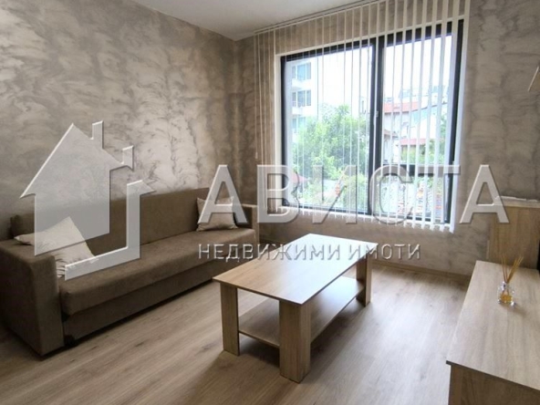 Дава се под наем Двустаен апартамент в София, Център - 65 кв.м за 578.34 € - Снимка #1