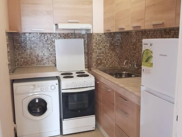 Дава се под наем Двустаен апартамент в Бургас, Лазур - 50 кв.м за 498.27 € - Снимка #1