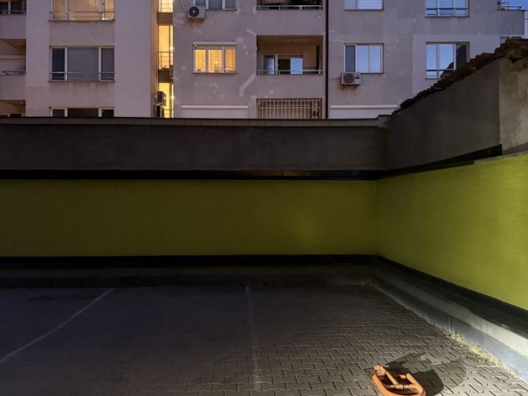 Дава се под наем Гараж / Паркомясто в София, Стрелбище - 24 кв.м за 149.43 € - Снимка #1