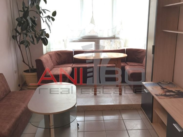 Дава се под наем Мезонет в Варна, Център - 50 кв.м за 498.27 € - Снимка #1