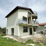 Къща в с. Равна гора, Област Варна - 245 кв.м за 731 €/кв.м - Снимка #1