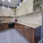 Тристаен апартамент в Пловдив, Младежки Хълм - 101 кв.м за 1981 €/кв.м - Снимка #1