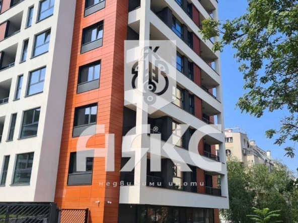 Тристаен апартамент в София, Зона Б-5 - 154 кв.м за 1623 €/кв.м - Снимка #1