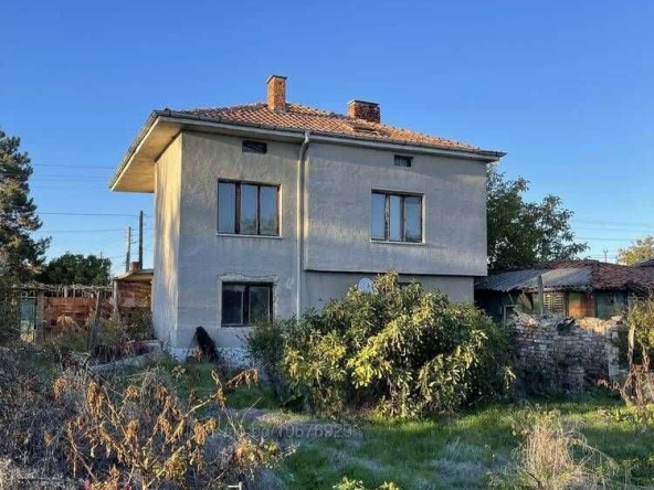 Къща в Брезово - 200 кв.м за 204 €/кв.м - Снимка #1