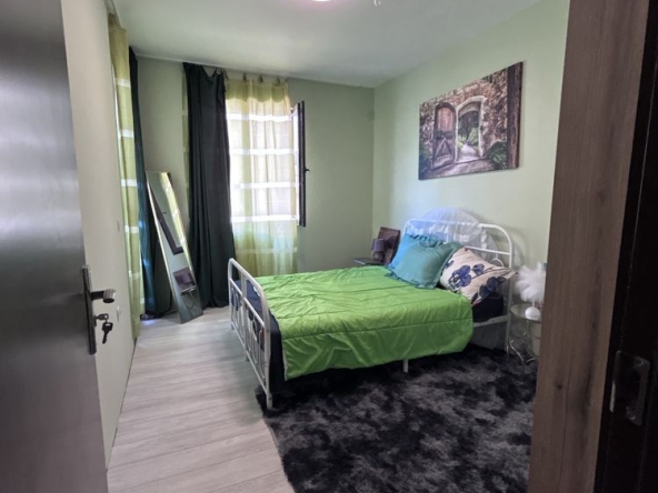 Дава се под наем Двустаен апартамент в Бяла - 78 кв.м за 338.64 € - Снимка #1