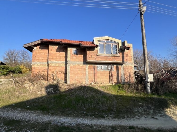 Къща в Варна, Базар Левски - 190 кв.м за 208 €/кв.м - Снимка #1