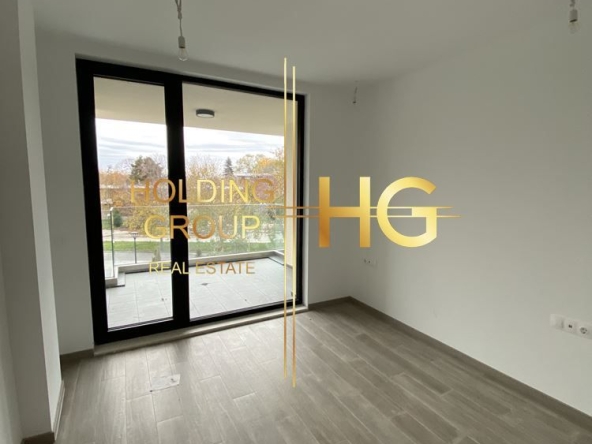 Двустаен апартамент в к.к. Св.Св. Константин и Елена - 68 кв.м за 2029 €/кв.м - Снимка #1