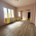 Дава се под наем Двустаен апартамент в София, Център - 80 кв.м за 548.25 € - Снимка #1