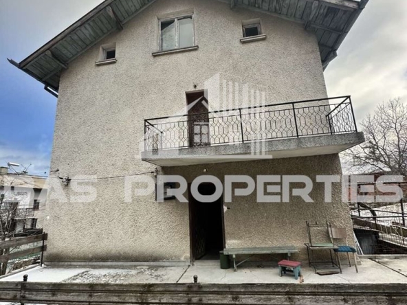 Къща в с. Бистрица, Област София-град - 232 кв.м за 790 €/кв.м - Снимка #1