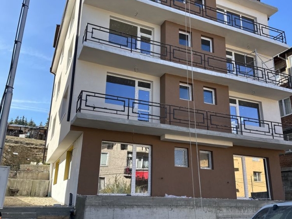 Двустаен апартамент в Велинград - 79 кв.м за 414 €/кв.м - Снимка #1