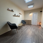 Дава се под наем Офис в Варна, Зимно кино Тракия - 15 кв.м за 5.1 € - Снимка #1