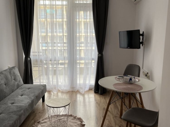 Дава се под наем Двустаен апартамент в Свети Влас - 50 кв.м за 253.98 € - Снимка #1