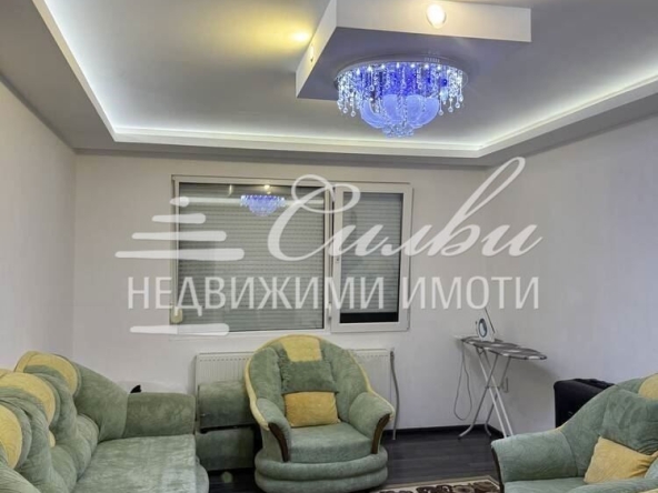 Четиристаен апартамент в Шумен, Боян Българанов 2 - 100 кв.м за 684 €/кв.м - Снимка #1