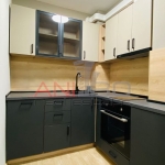 Дава се под наем Двустаен апартамент в Варна, Център - 66 кв.м за 747.66 € - Снимка #1