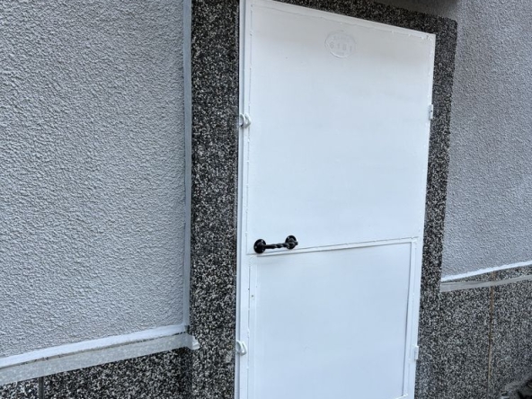 Дава се под наем Етаж от къща в Пловдив, Кършияка - 110 кв.м за 648.21 € - Снимка #1