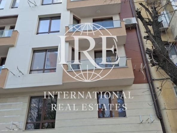 Тристаен апартамент в Варна, Лятно кино Тракия - 148 кв.м за 1051 €/кв.м - Снимка #1
