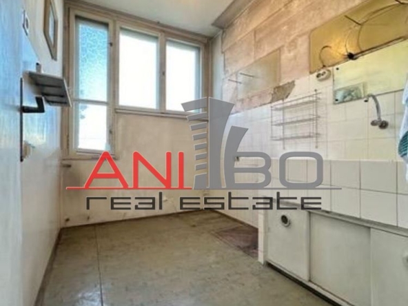 Тристаен апартамент в Варна, ВИНС - 120 кв.м за 1063 €/кв.м - Снимка #1