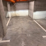 Дава се под наем Гараж / Паркомясто в Добрич, Промишлена зона - Север - 18 кв.м за 66.3 € - Снимка #1