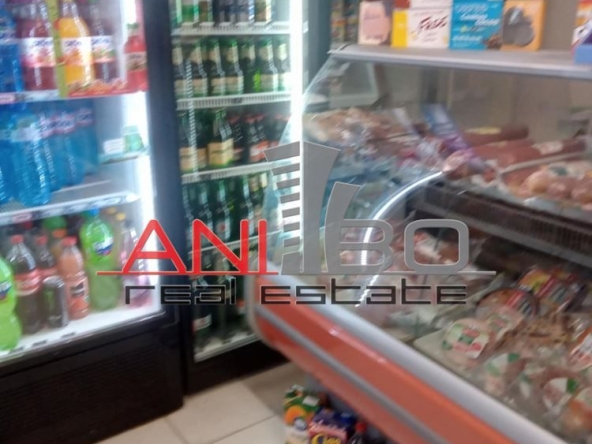 Магазин в Варна, Цветен квартал - 62 кв.м за 1037 €/кв.м - Снимка #1